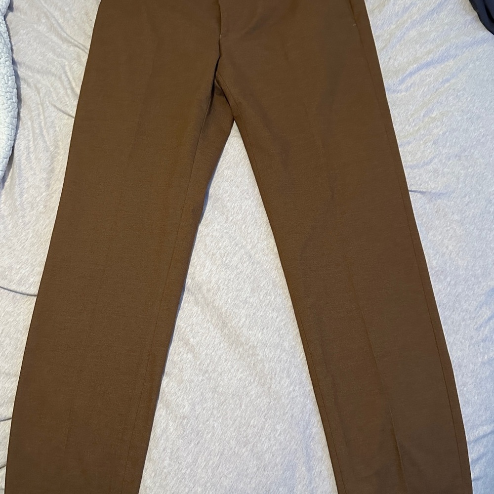 Lacoste beautiful Brown slacks to dress up or wear as chinos. - Picture 3 of 4